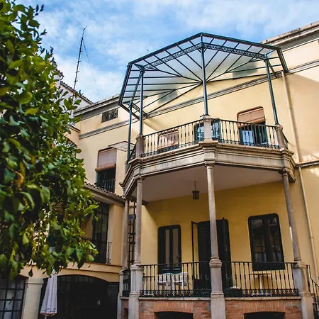 Loopinn Otel Granada