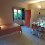 Hotel Loopinn Grenada