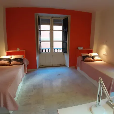 Loopinn Hotel *
