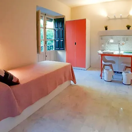 Loopinn * غرناطة