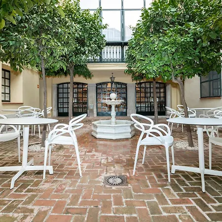 Loopinn غرناطة