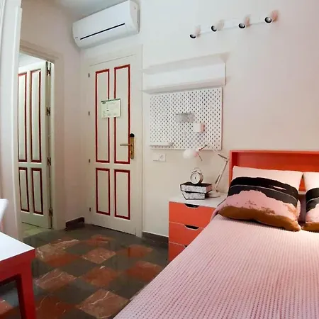 Loopinn Hotel Granada